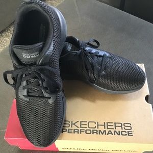Skechers GO WALK JOY